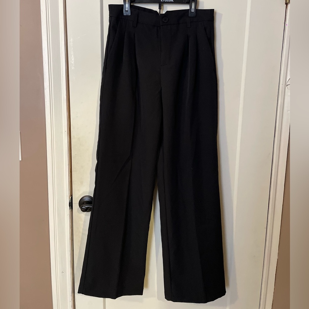 Streetwear Society Black Wide-Leg Dress Pants